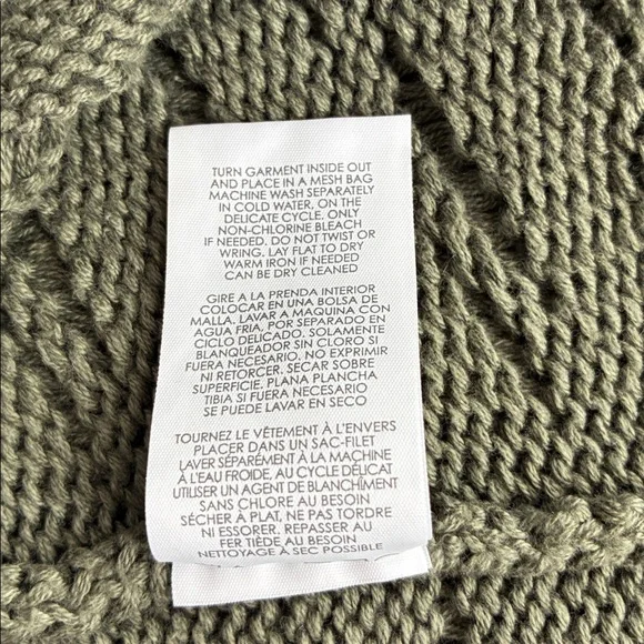 Cabi Scout Pullover - Picture 5 of 6